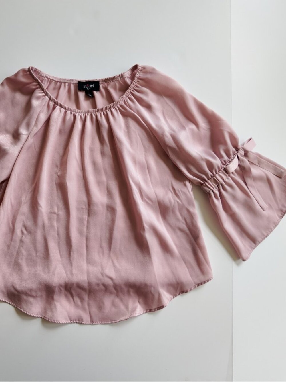 Y2K Coquette pink longsleeve satin top with bows size large READ
